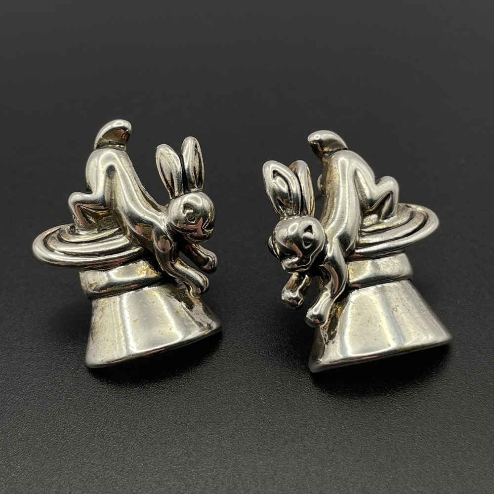 Vintage Rabbit Magic Hat Trick Silver Earrings‎ MJ Costume Jewelry